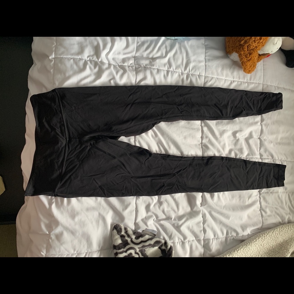 Size 6 lulu lemon leggings
